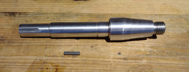 Lower Tapered Shaft & Key For Biro Saw Model 3334FH Replaces 16543 & 280